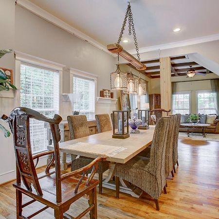 Sleeps16, Spacious Home, Close To Downtown, Beltline, And Walk To Restaurants, 75" Tv, 2 Person Jacuzzi, Ping Pong Atlanta Exterior photo