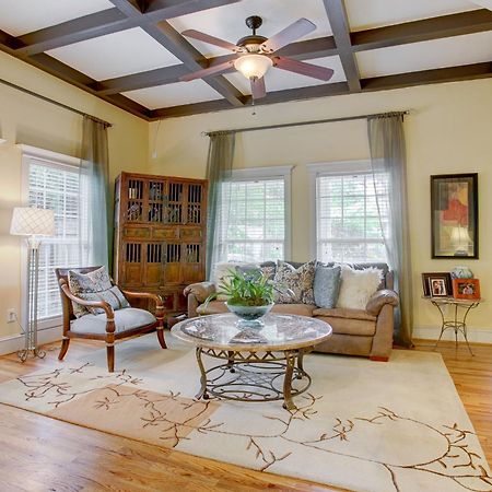 Sleeps16, Spacious Home, Close To Downtown, Beltline, And Walk To Restaurants, 75" Tv, 2 Person Jacuzzi, Ping Pong Atlanta Exterior photo