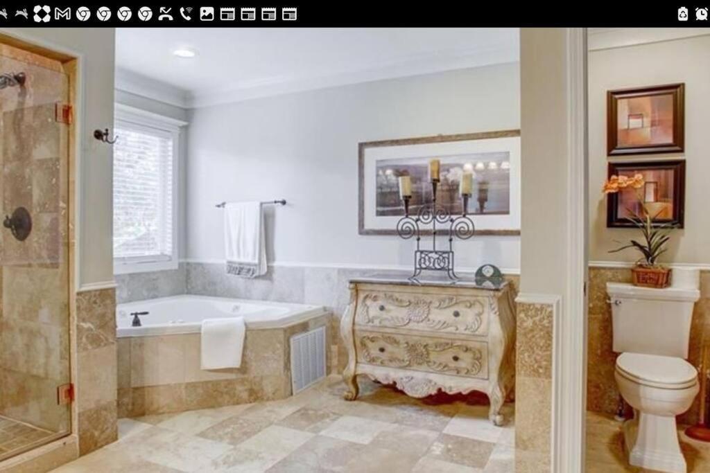 Sleeps16, Spacious Home, Close To Downtown, Beltline, And Walk To Restaurants, 75" Tv, 2 Person Jacuzzi, Ping Pong Atlanta Exterior photo